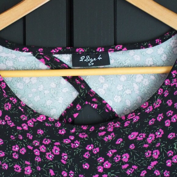 2 Dye 4 | Sleeveless Floral Dress - Picture 2 of 4
